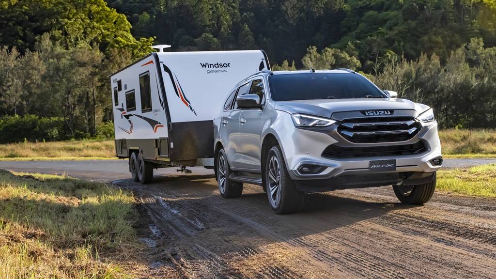 How do you tow a utility trailer?